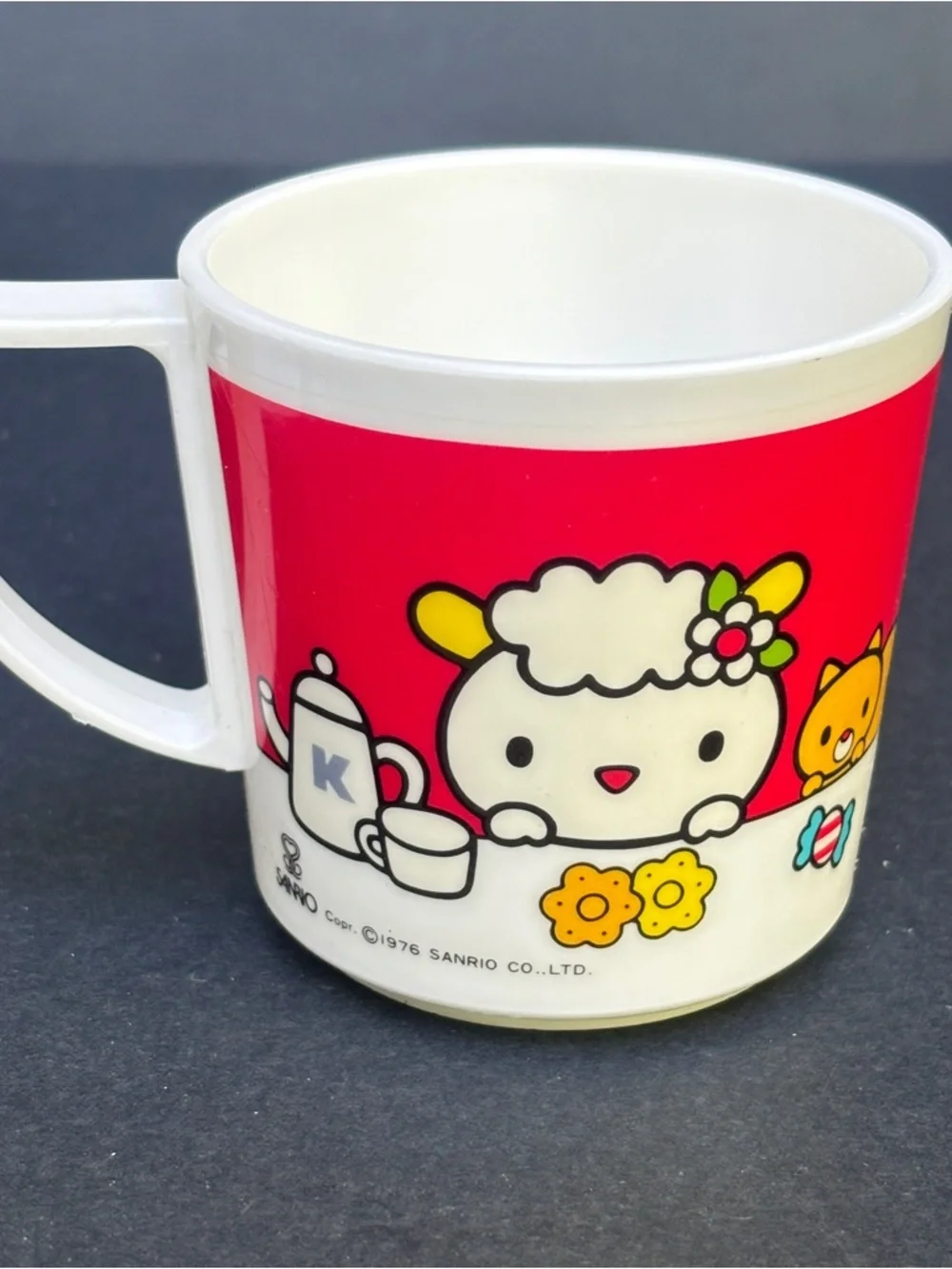 Vintage 1976 Sanrio HELLO KITTY Cup Plastic Melamine Mug Made in Japan
